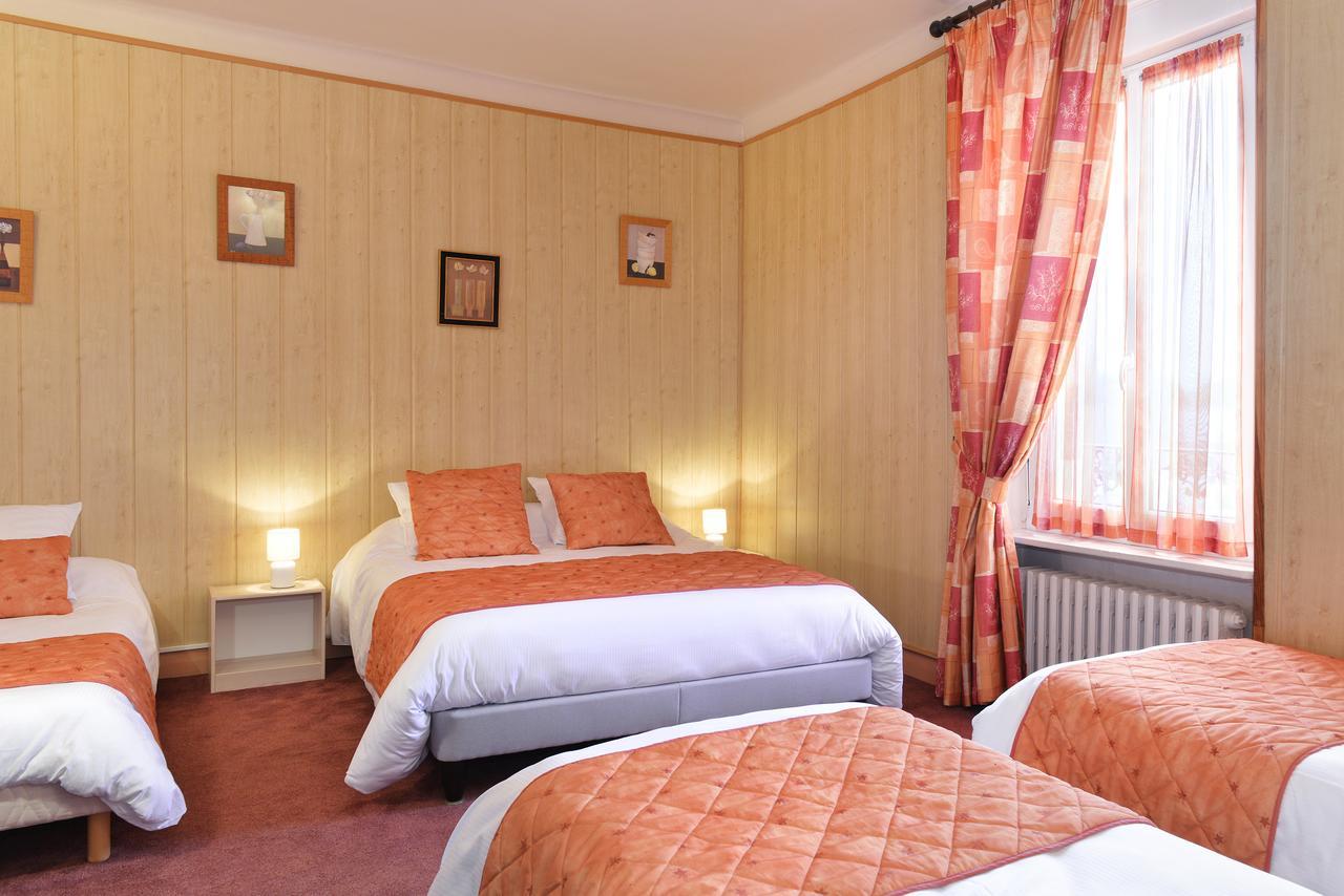 Logis Hotels Restaurant Le Dauphin Salbris Kültér fotó